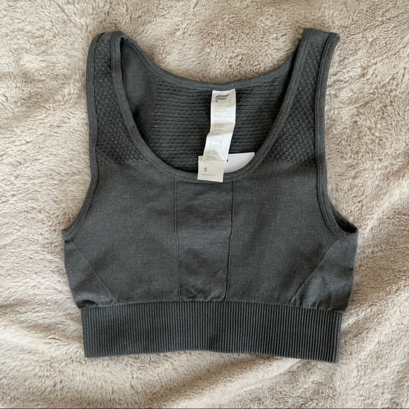 Fabletics Sports Bra - Picture 2 of 5